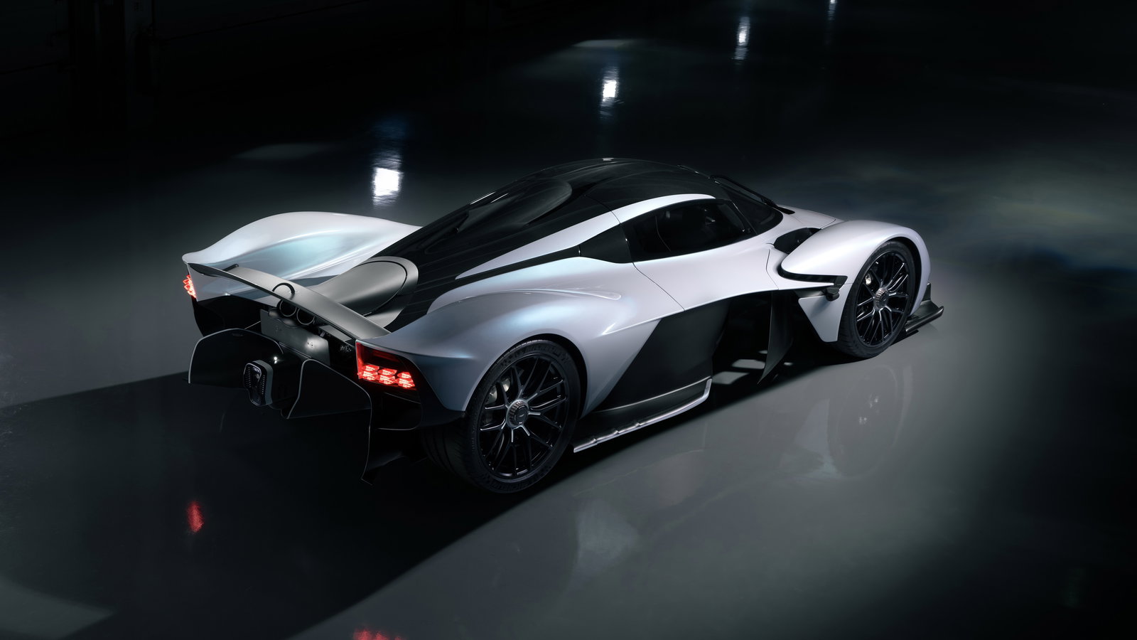 Daniel Ricciardo's Aston Martin Valkyrie - rear